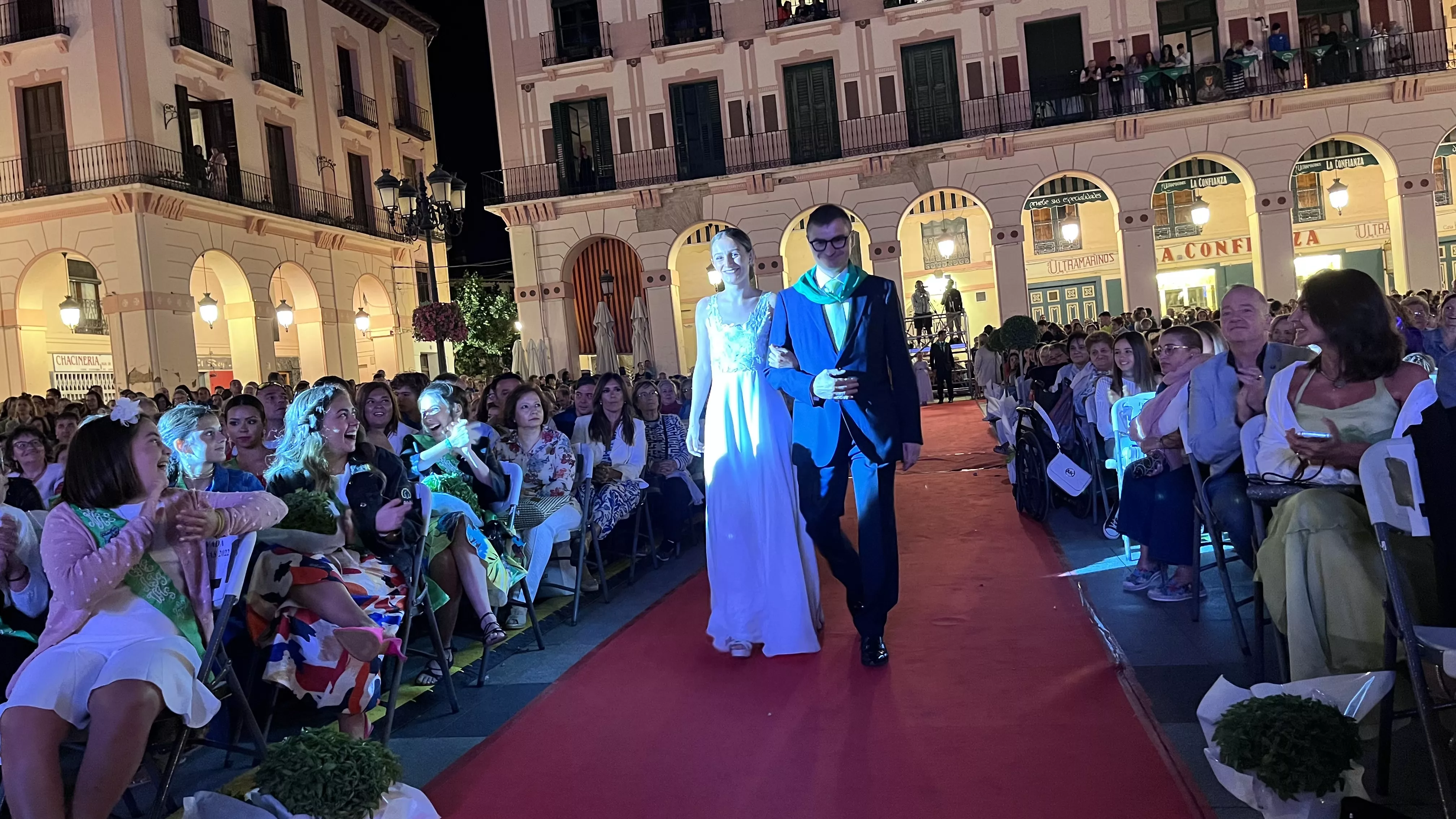 Presentación de las mairalesas de Huesca. Foto: Mercedes Manterola