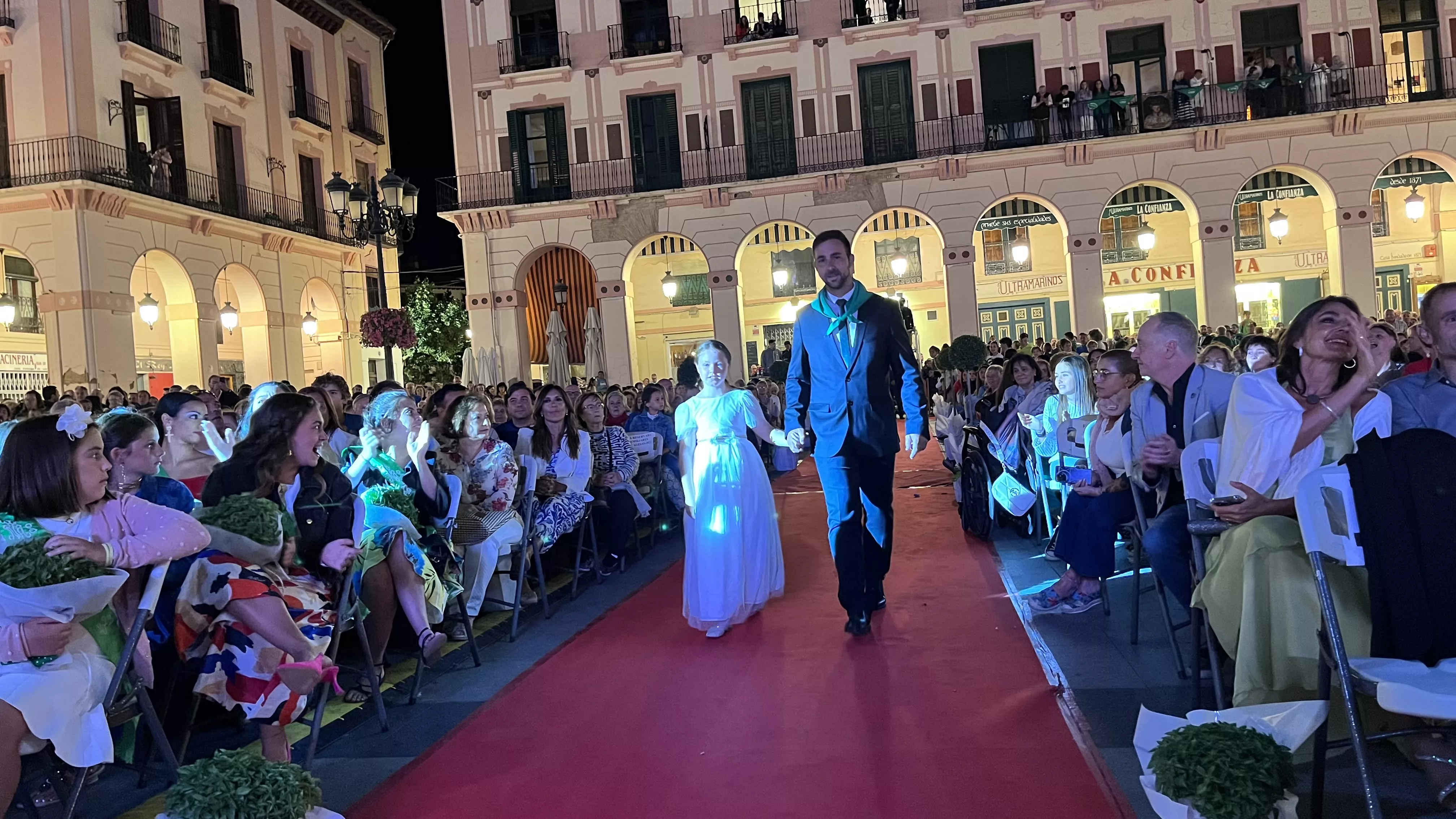 Presentación de las mairalesas de Huesca. Foto: Mercedes Manterola