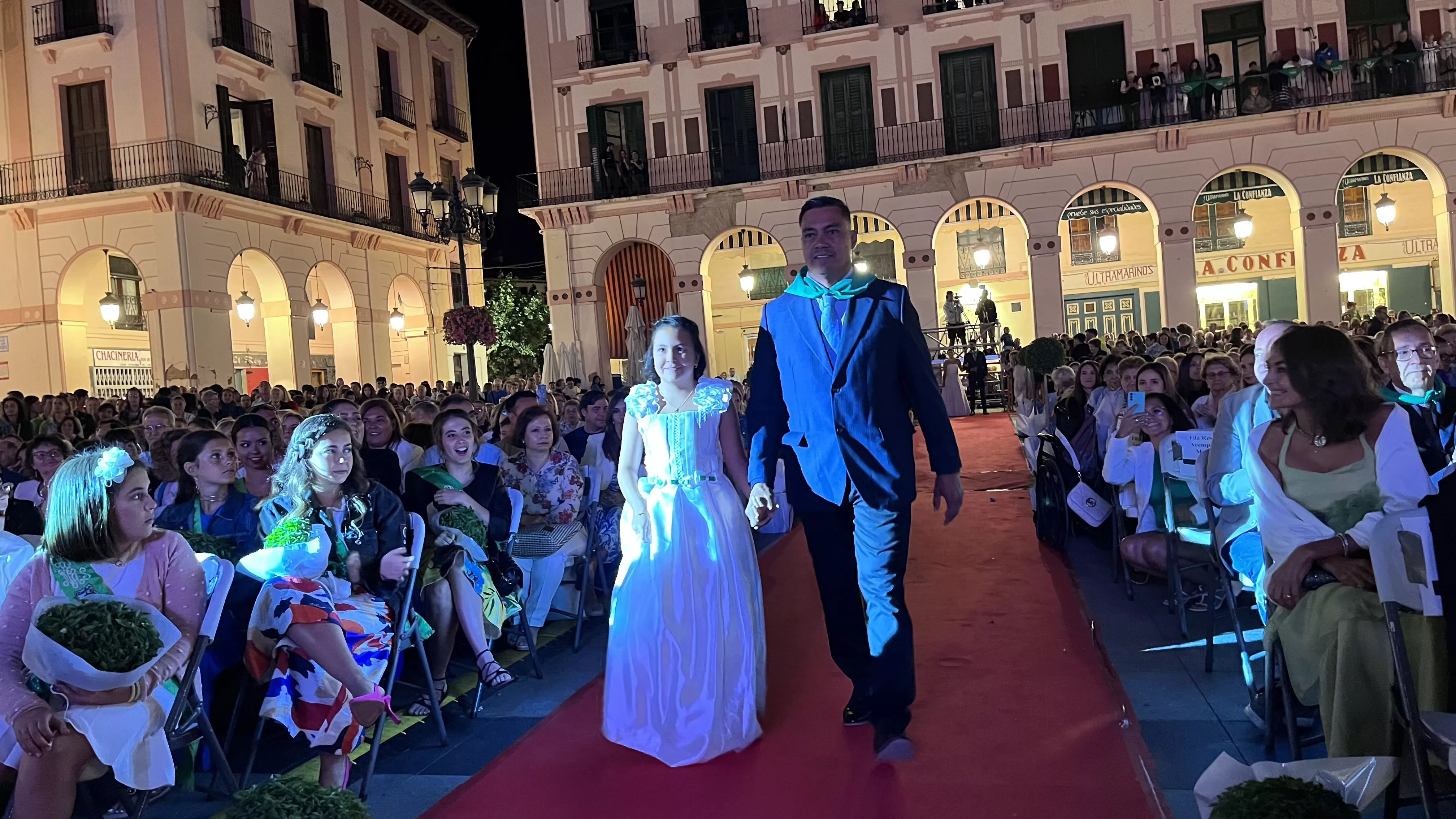 Presentación de las mairalesas de Huesca. Foto: Mercedes Manterola