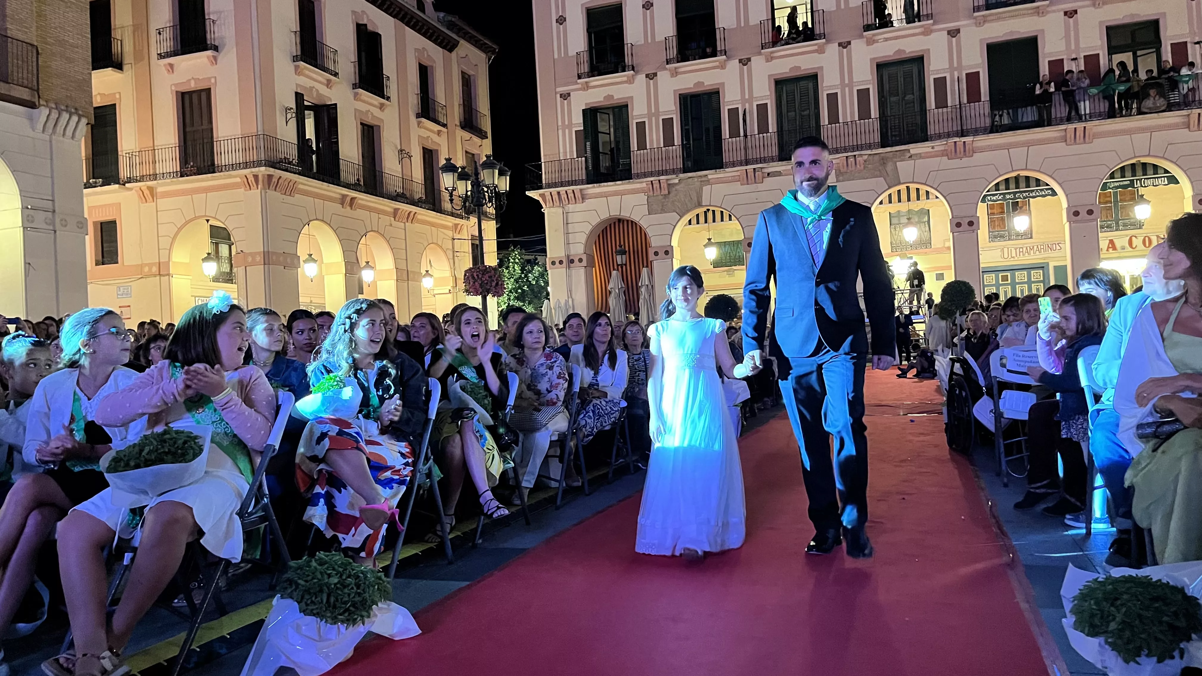 Presentación de las mairalesas de Huesca. Foto: Mercedes Manterola