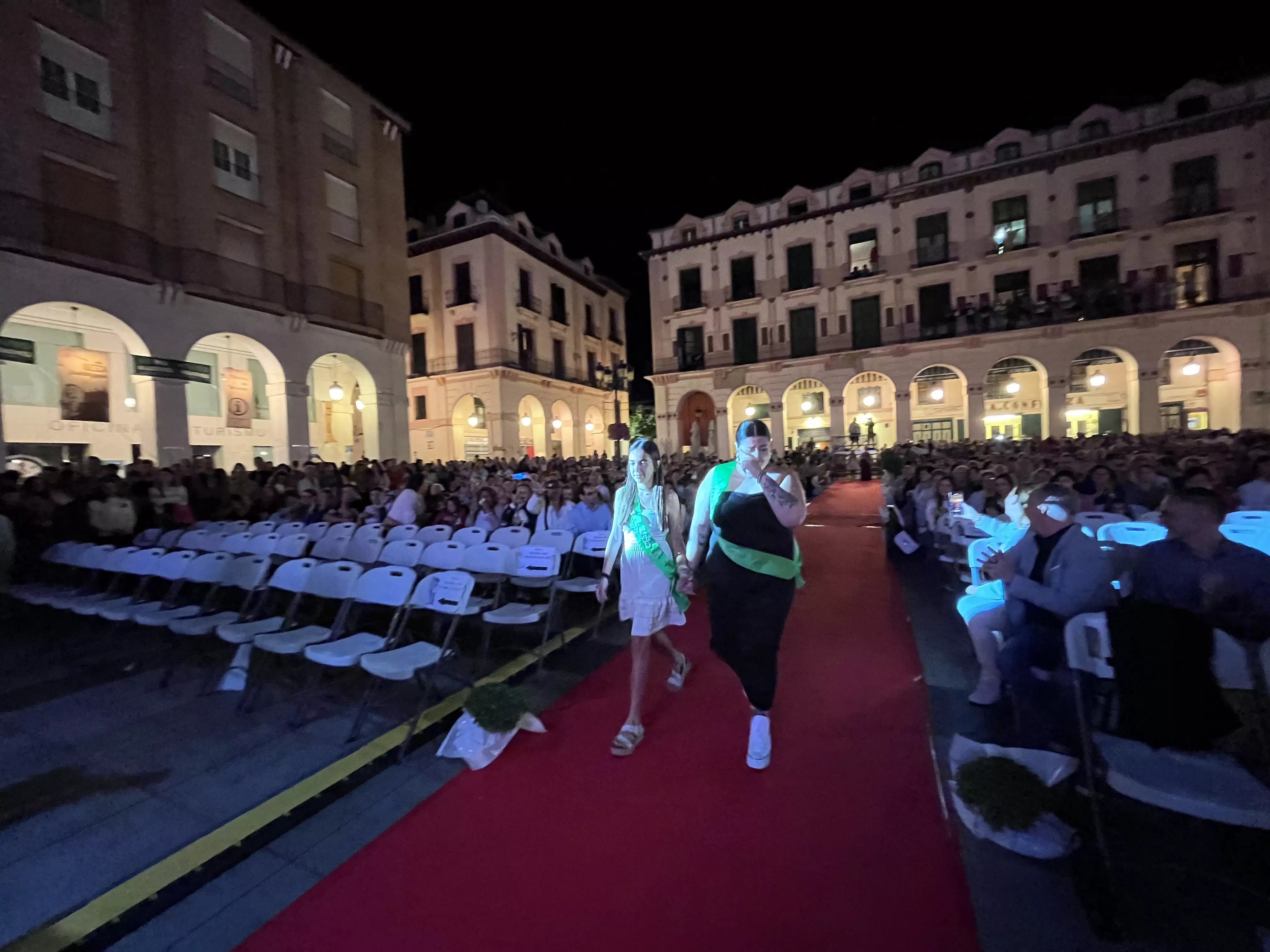 Presentación de las mairalesas de Huesca. Foto: Mercedes Manterola