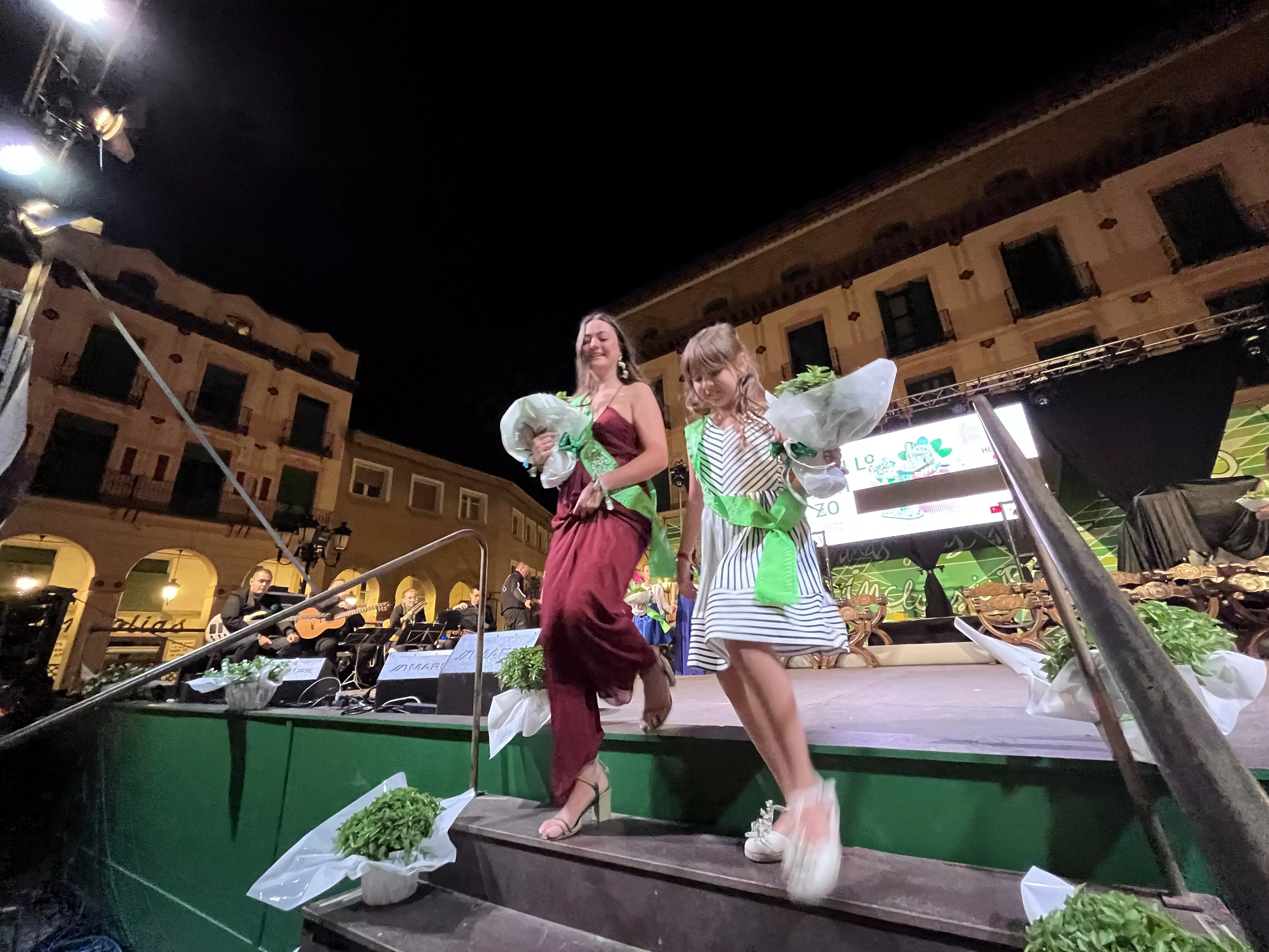 Presentación de las mairalesas de Huesca. Foto: Mercedes Manterola