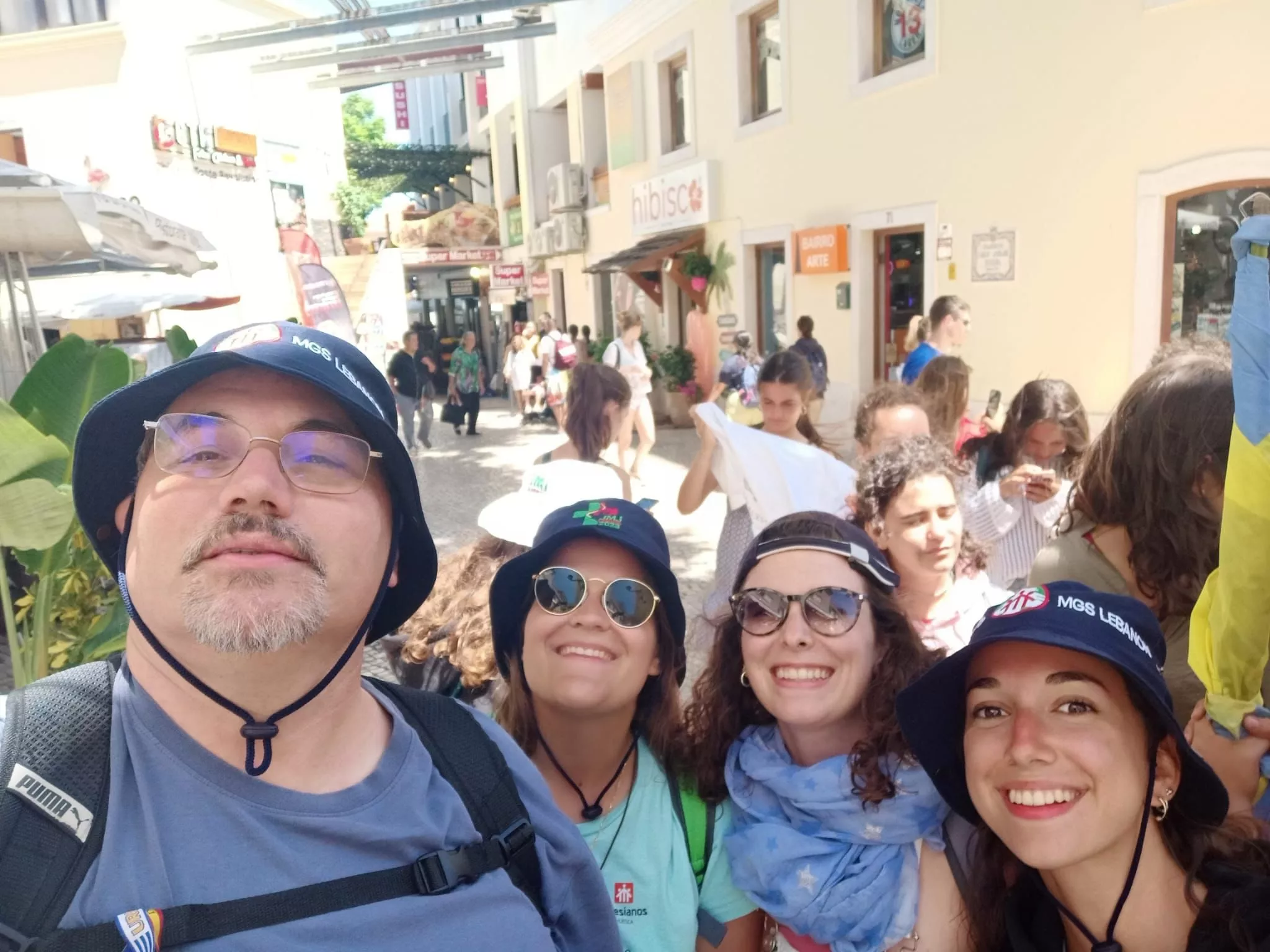 Miembros del Centro Juvenil salesiano de Huesca en la Jornada Mundial de la Juventud en Portugal