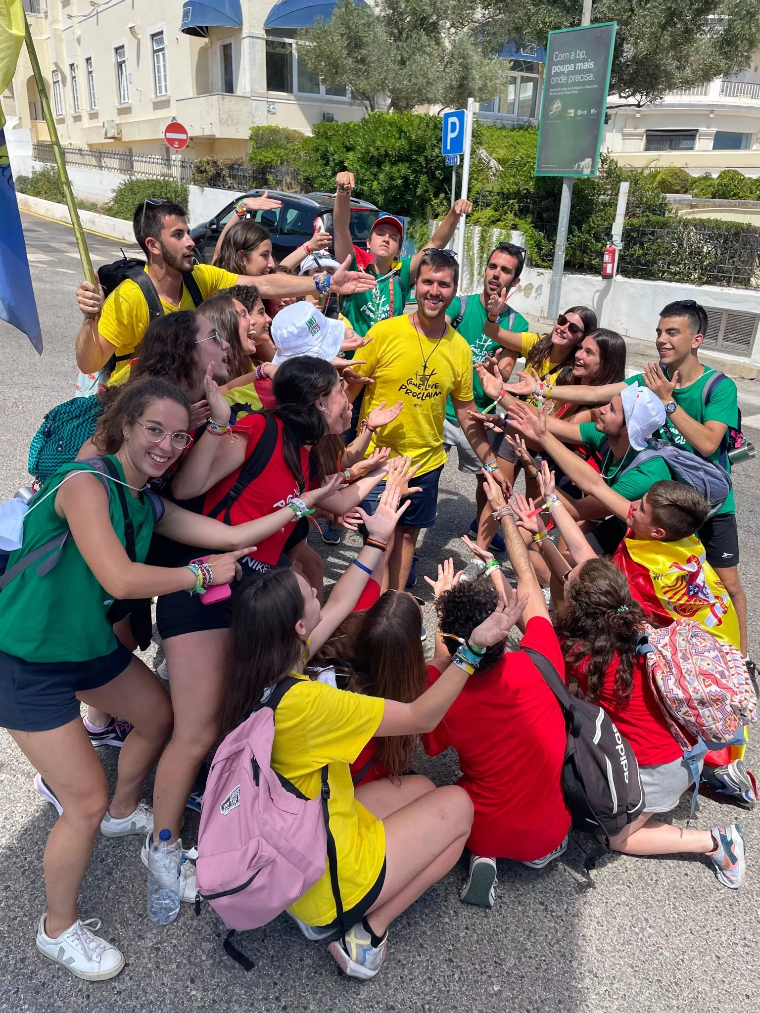 Miembros del Centro Juvenil salesiano de Huesca en la Jornada Mundial de la Juventud en Portugal