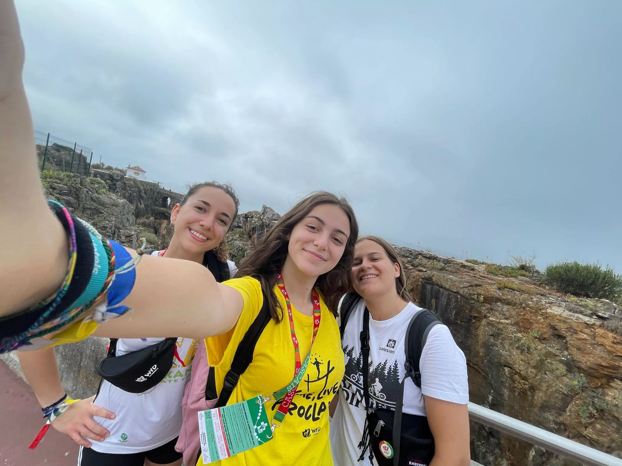 Miembros del Centro Juvenil salesiano de Huesca en la Jornada Mundial de la Juventud en Portugal