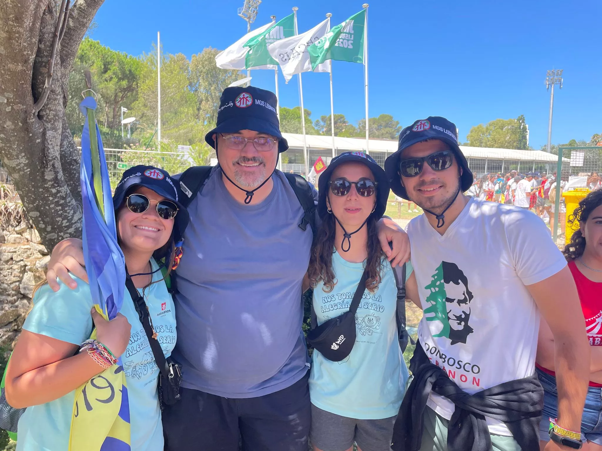 Miembros del Centro Juvenil salesiano de Huesca en la Jornada Mundial de la Juventud en Portugal