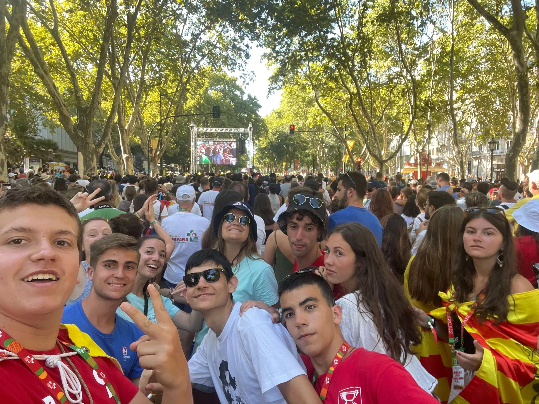 Miembros del Centro Juvenil salesiano de Huesca en la Jornada Mundial de la Juventud en Portugal