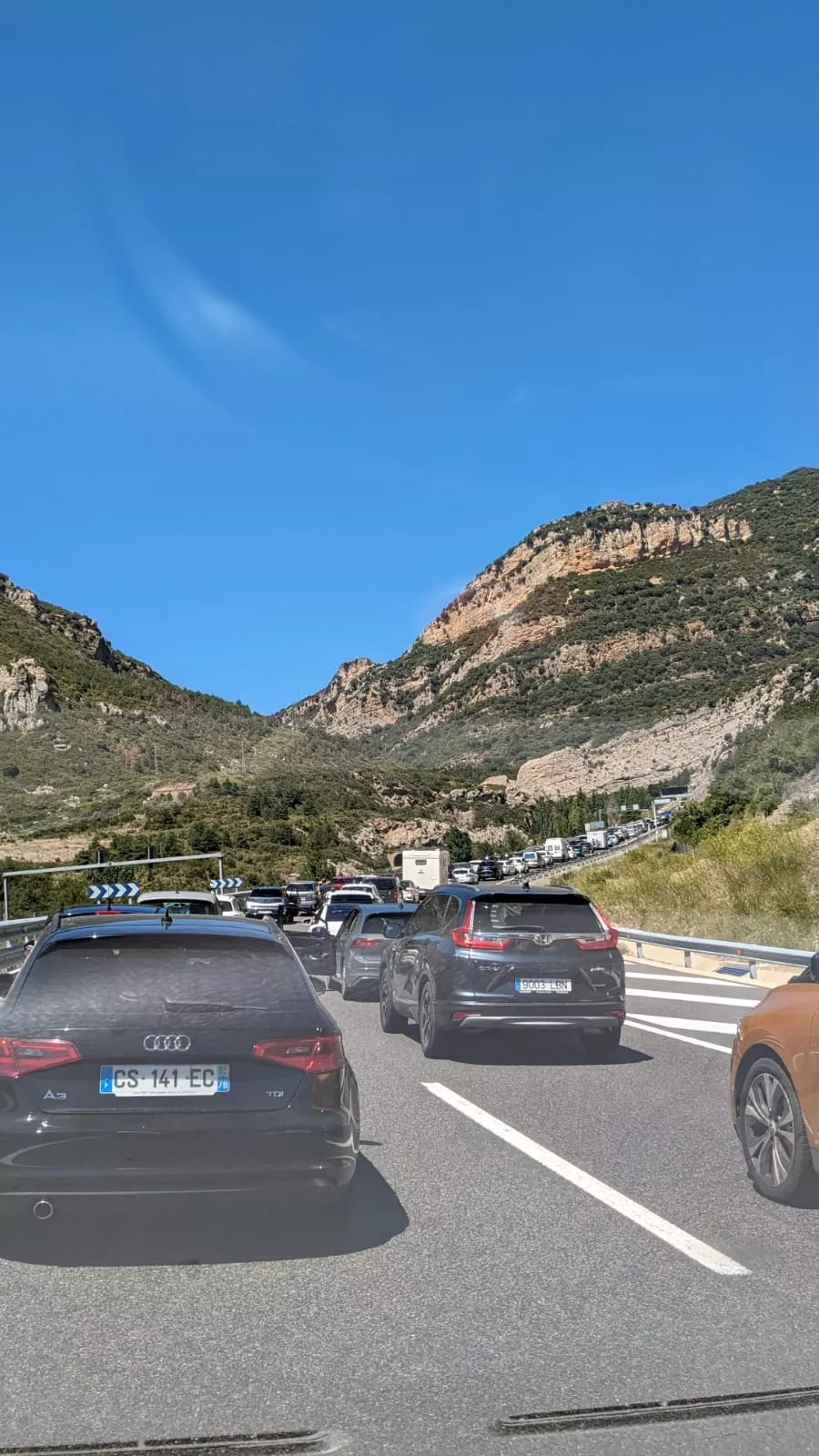 Las retenciones en Monrepós llegan hasta Nueno.