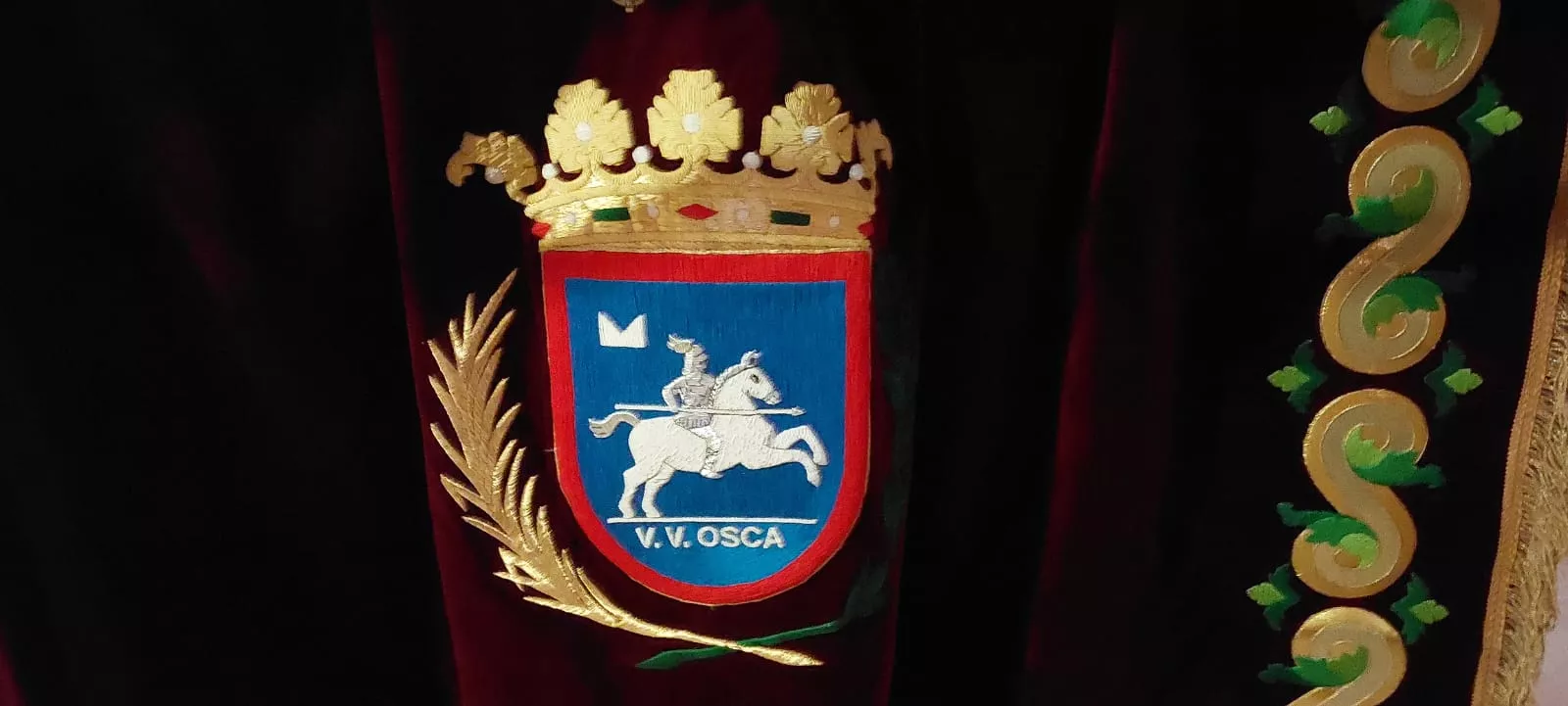 Peana de San Lorenzo con las nuevas faldas.