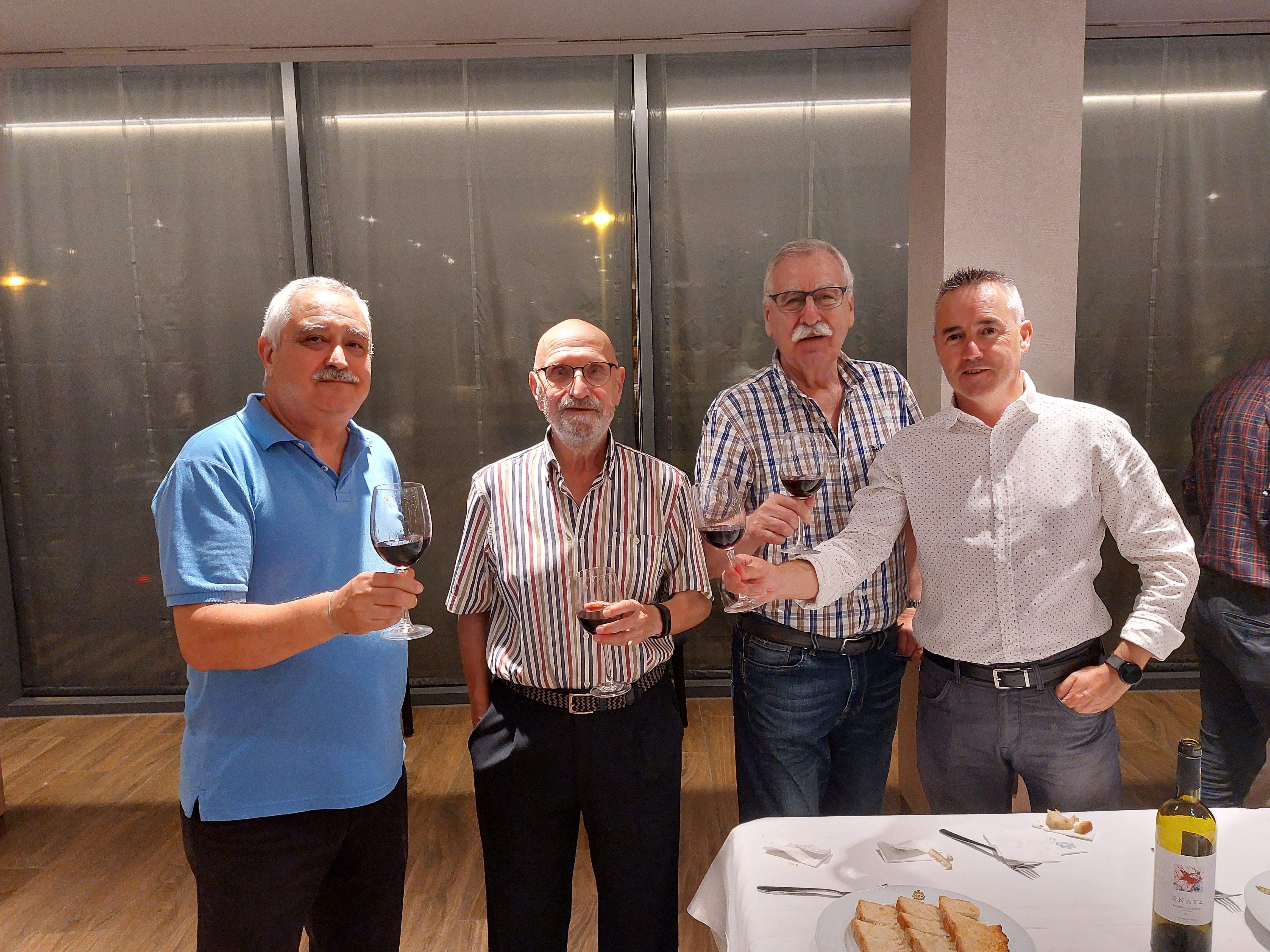 Presentación del Vino Solidario del Club Rotario en el Hotel Pedro I de Aragón en Huesca