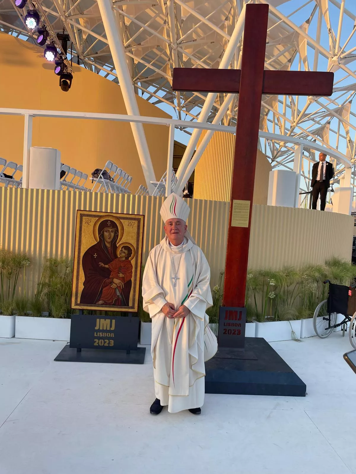 Imágenes de la catequesis de Ángel Pérez en Cascais