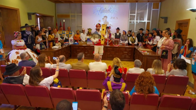 El acto ha contado con dos interpretaciones musicales con el chiflo y el salterio. El acto ha contado con dos interpretaciones musicales con el chiflo y el salterio.