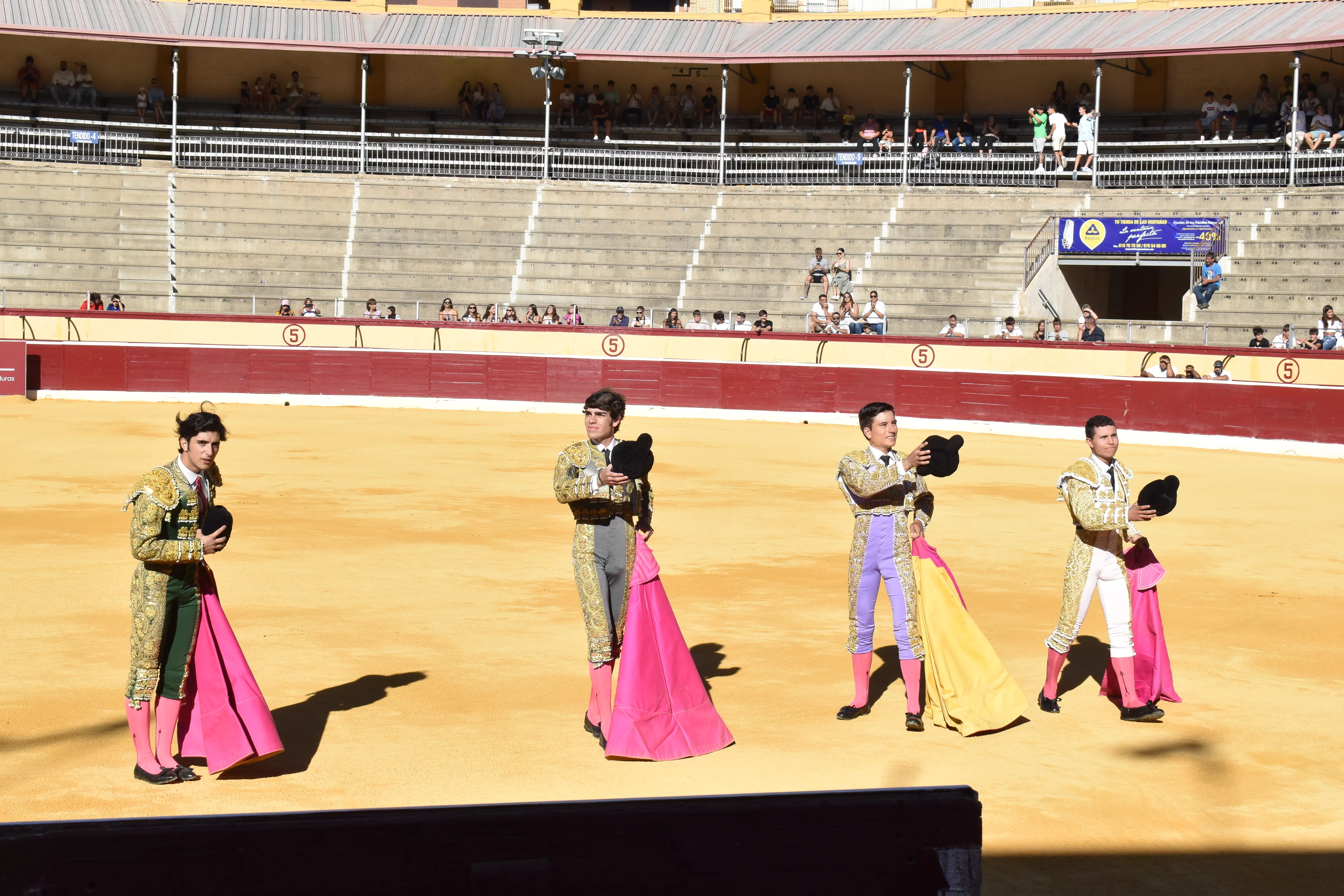 Novillada en Huesca. Foto Carlos Jalle