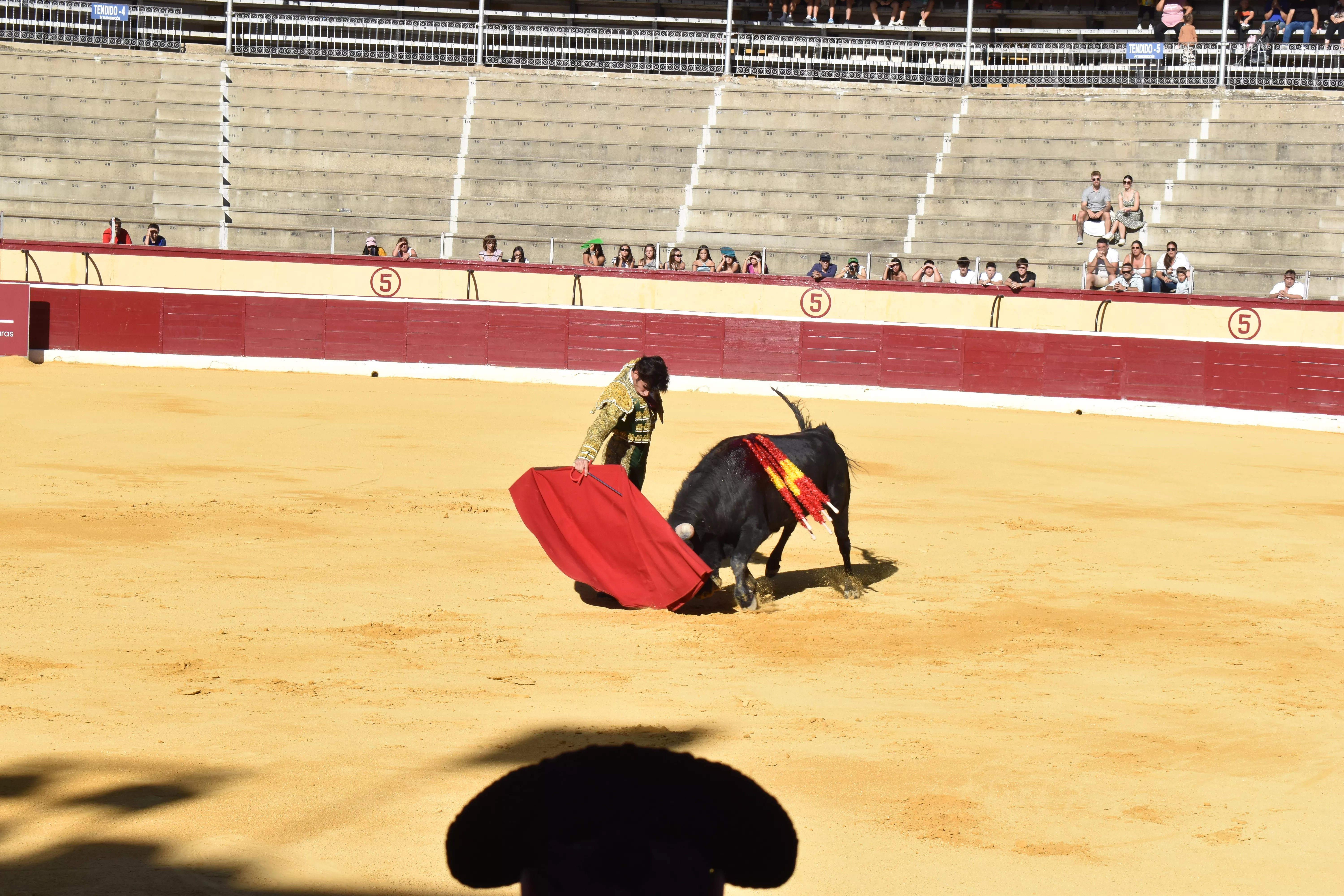 Novillada en Huesca. Foto Carlos Jalle