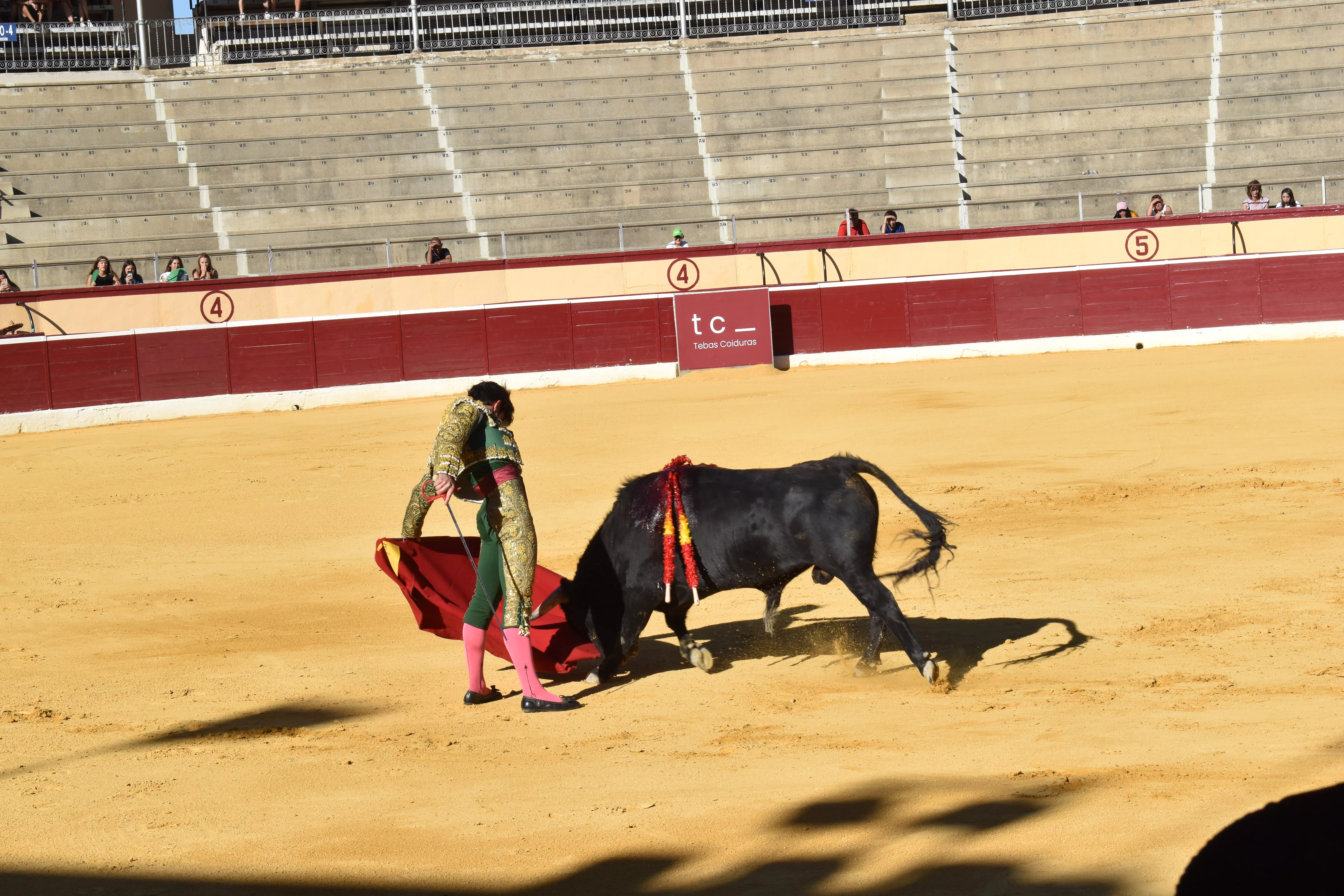Novillada en Huesca. Foto Carlos Jalle