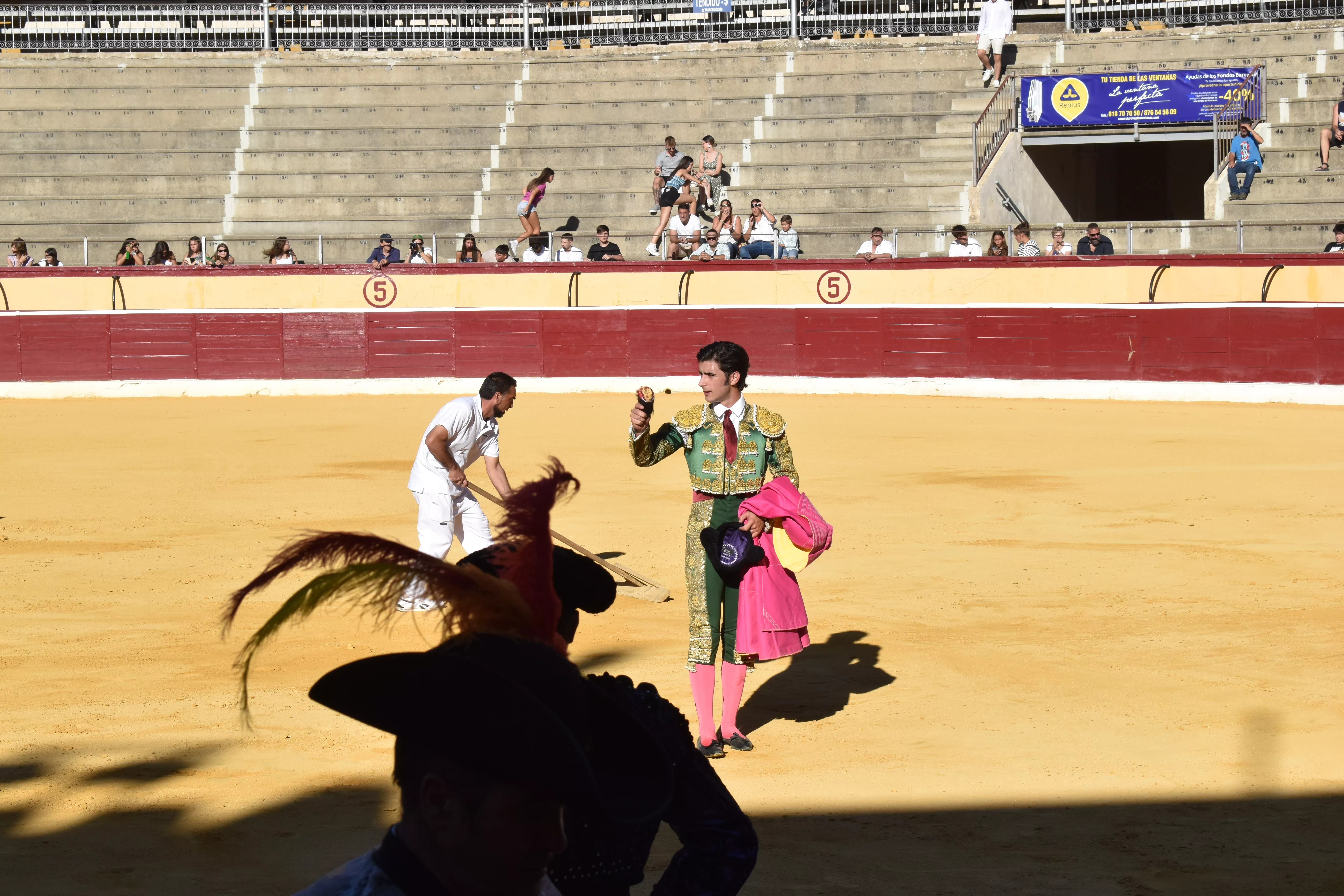 Novillada en Huesca. Foto Carlos Jalle