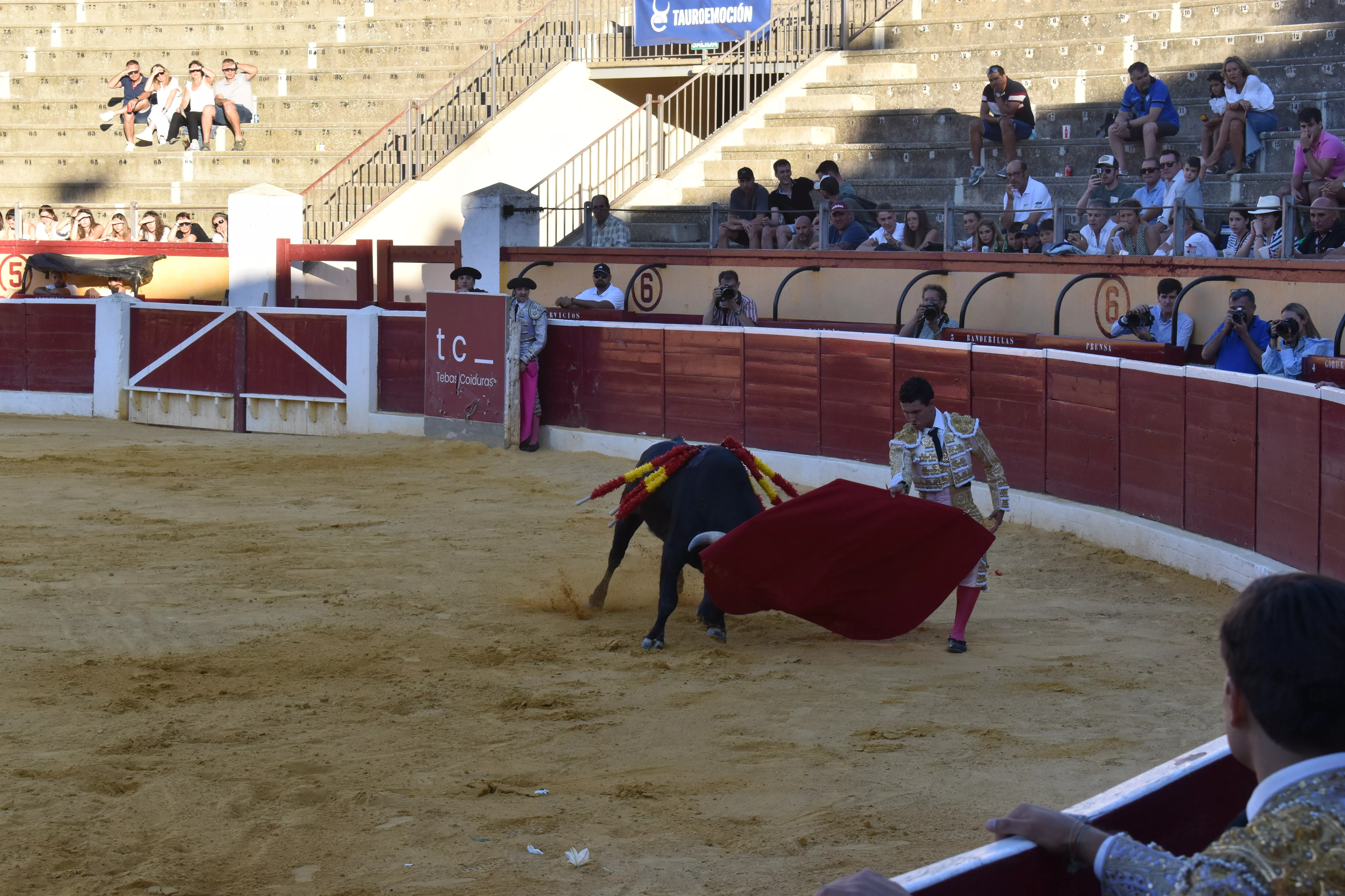Novillada en Huesca. Foto Carlos Jalle