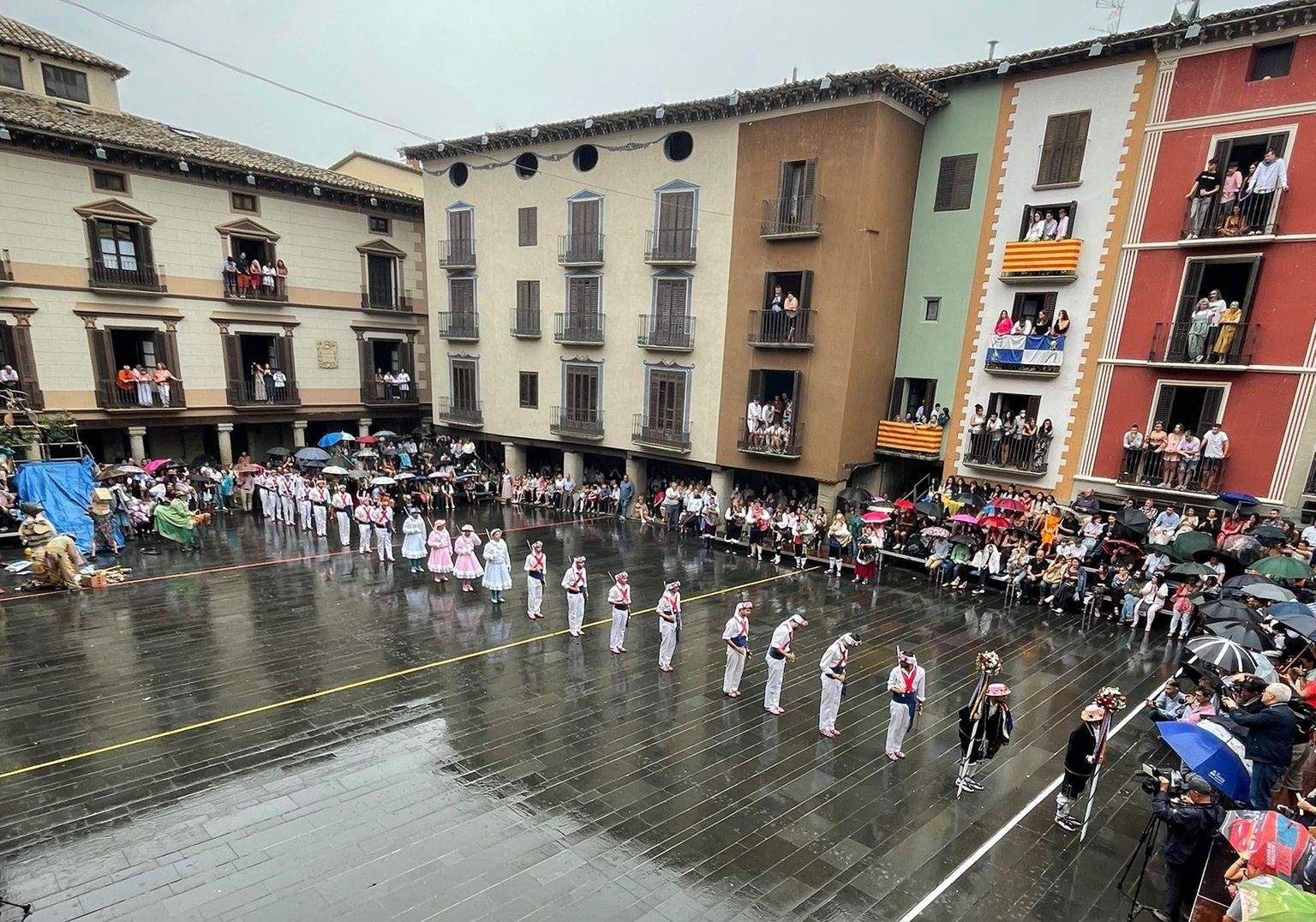 El dance vuelve a la plaza Mayor de Graus