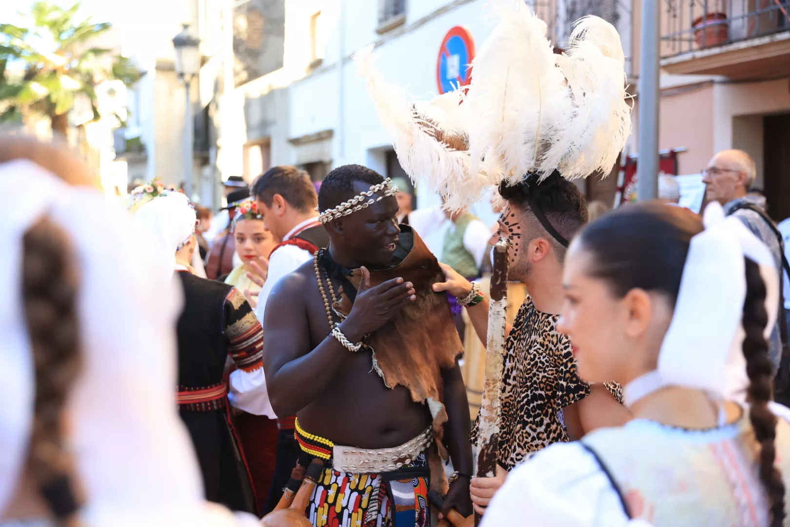 Último desfile del Festival Folklórico de los Pirineos. Foto Miguel Ángel Muñoz 