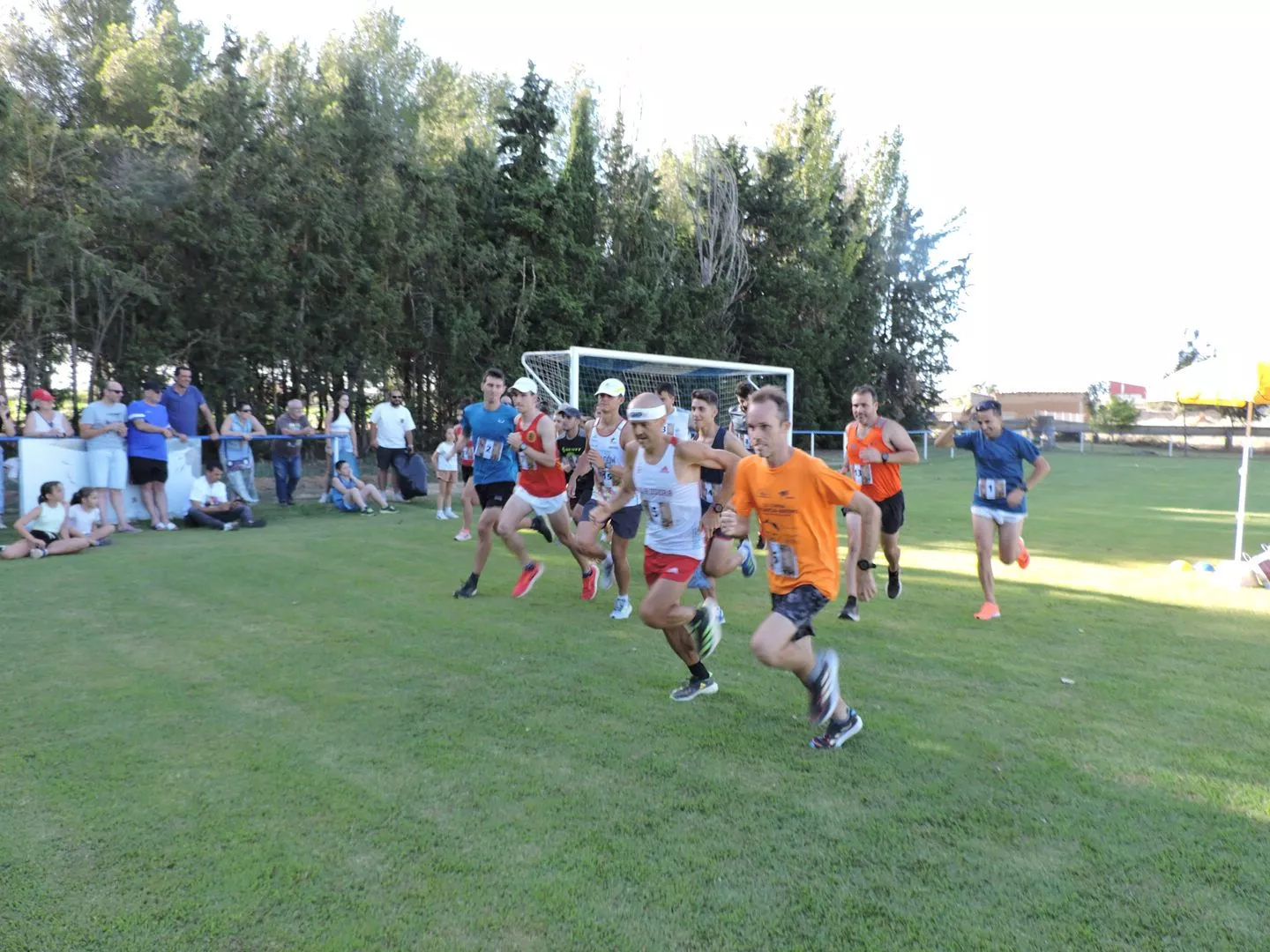 Salida de la carrera absoluta