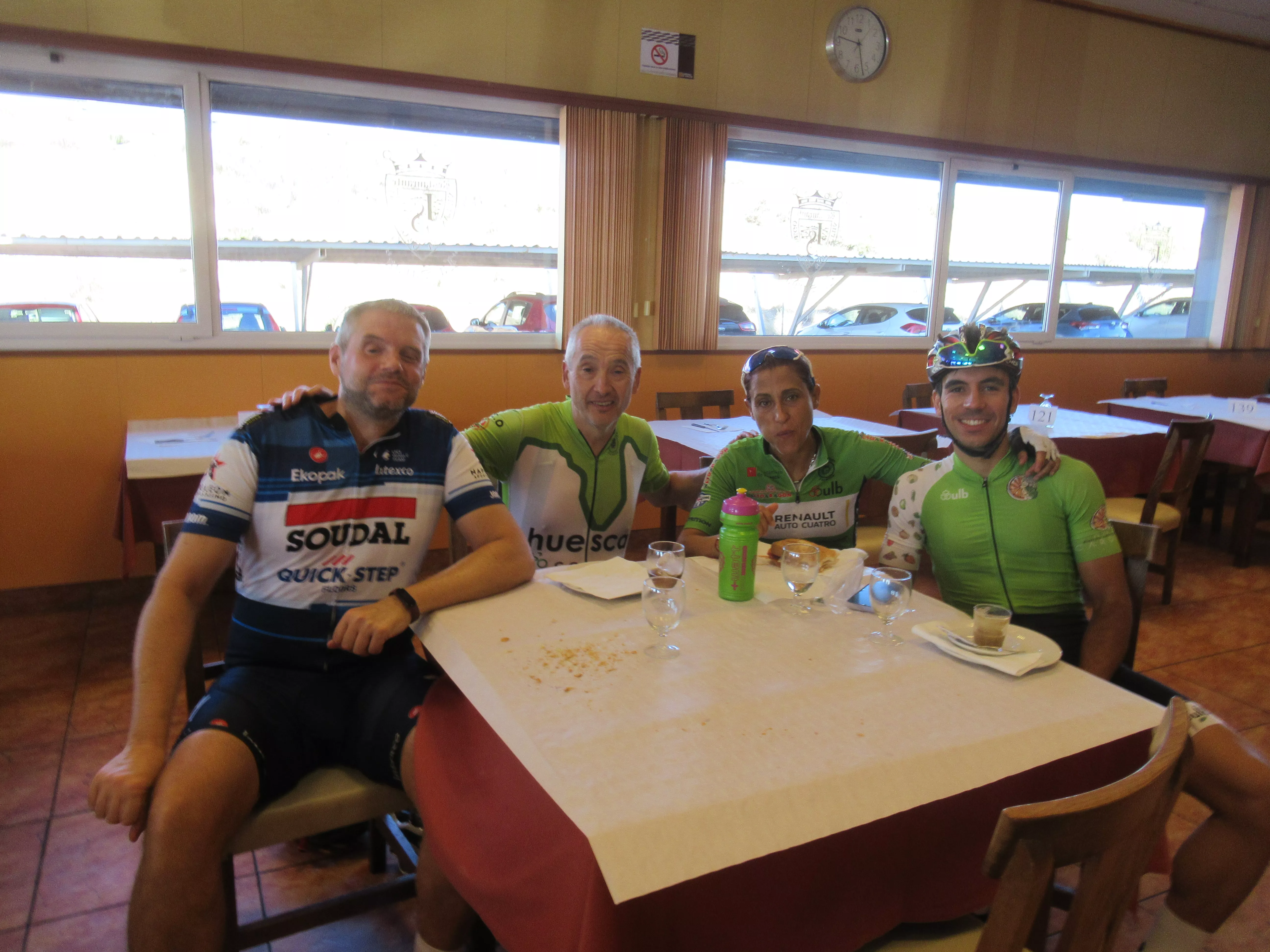 La décima edición Cicloturista Mariano Catalán Huesca-Zaragoza-Huesca. Foto: Miguel Ángel Romeo