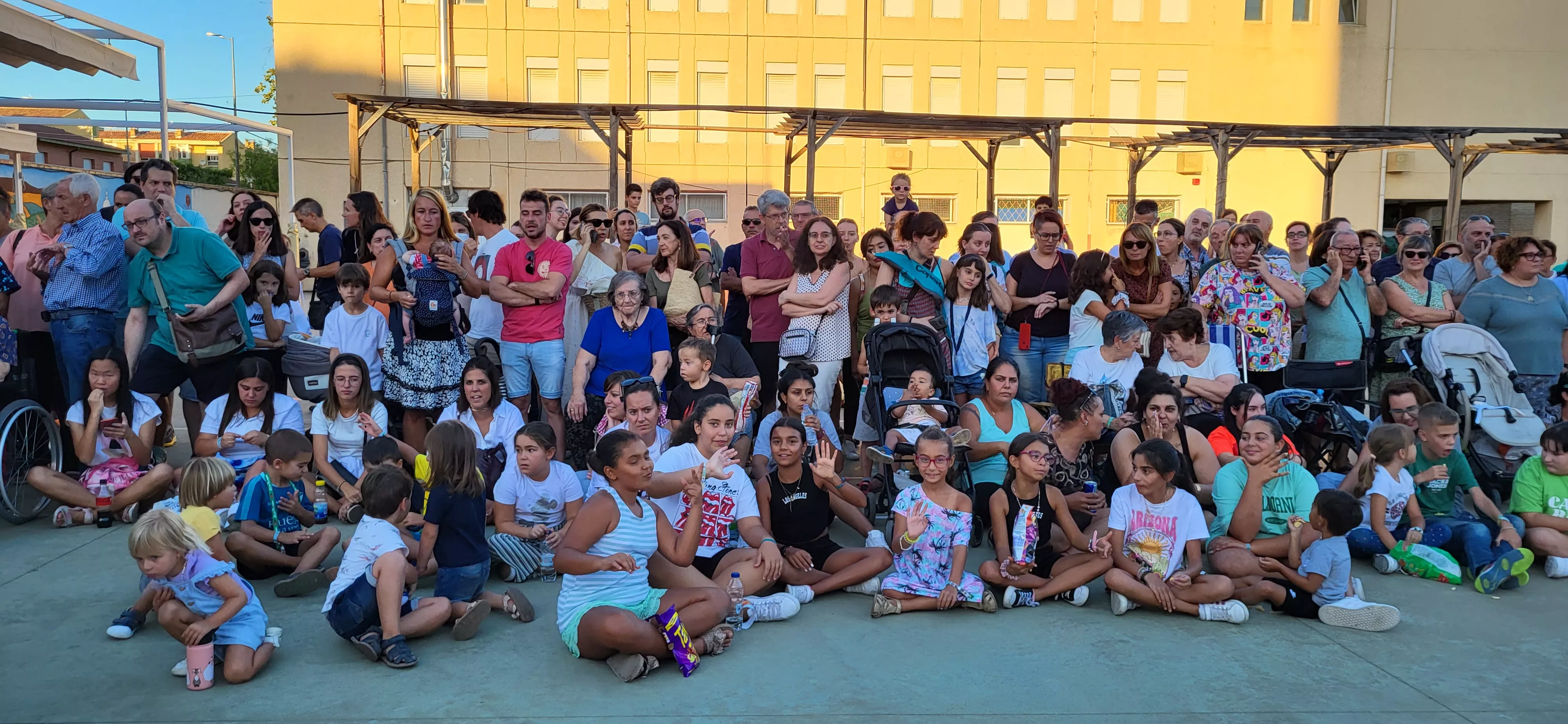 Último ensayo de los Danzantes de Huesca antes de San Lorenzo. Foto: Mercedes Manterola