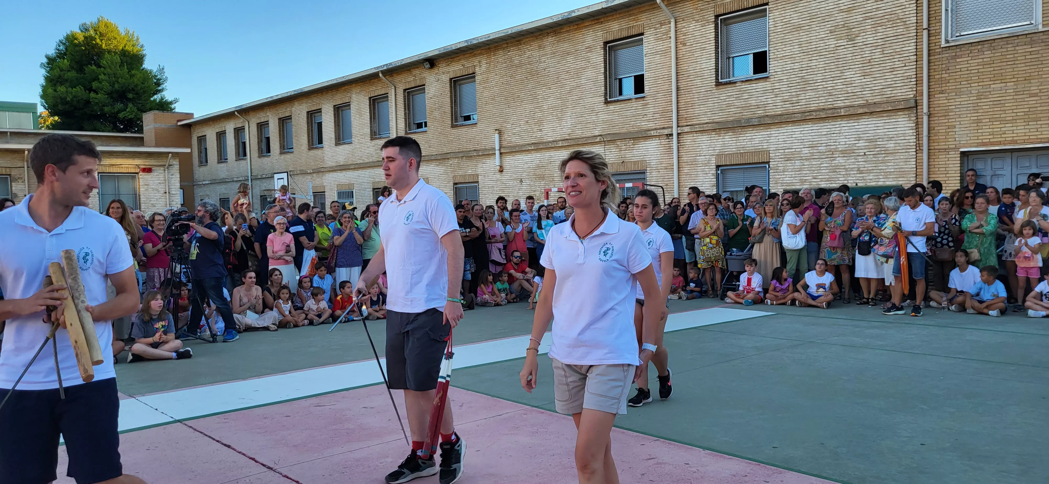 Último ensayo de los Danzantes de Huesca antes de San Lorenzo. Foto: Mercedes Manterola