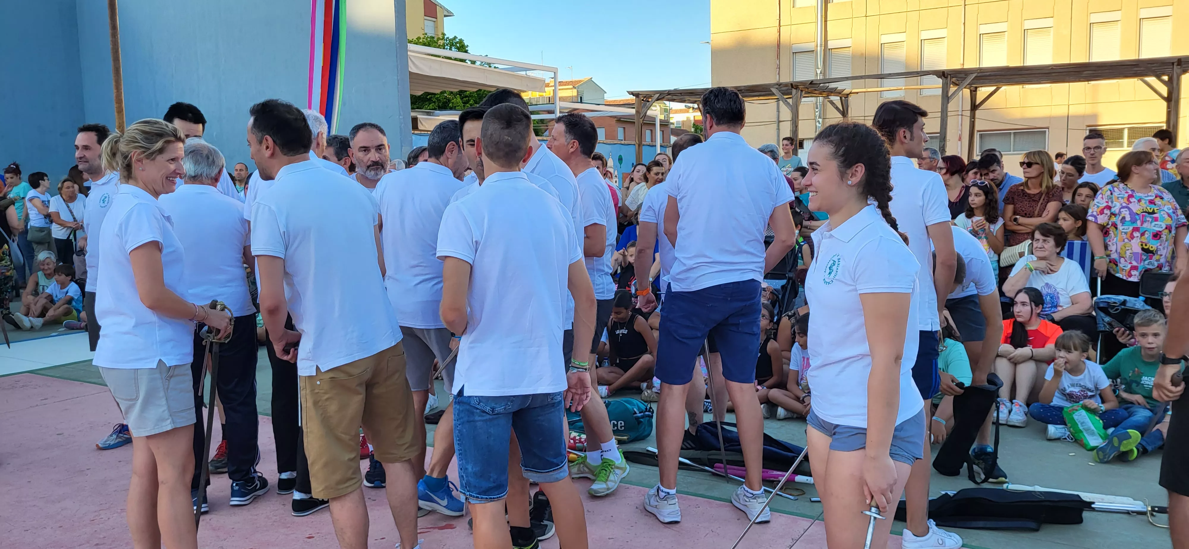 Último ensayo de los Danzantes de Huesca antes de San Lorenzo. Foto: Mercedes Manterola