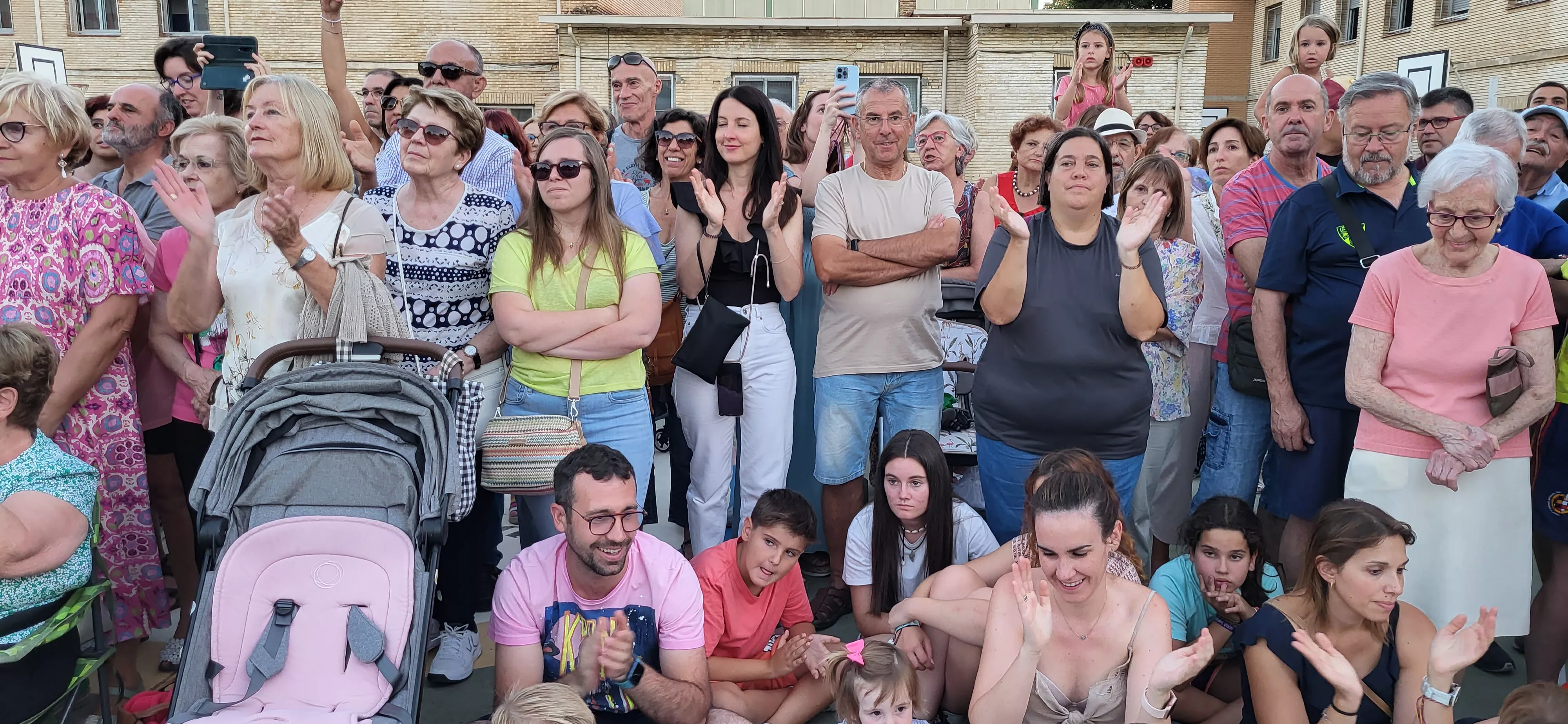 Último ensayo de los Danzantes de Huesca antes de San Lorenzo. Foto: Mercedes Manterola