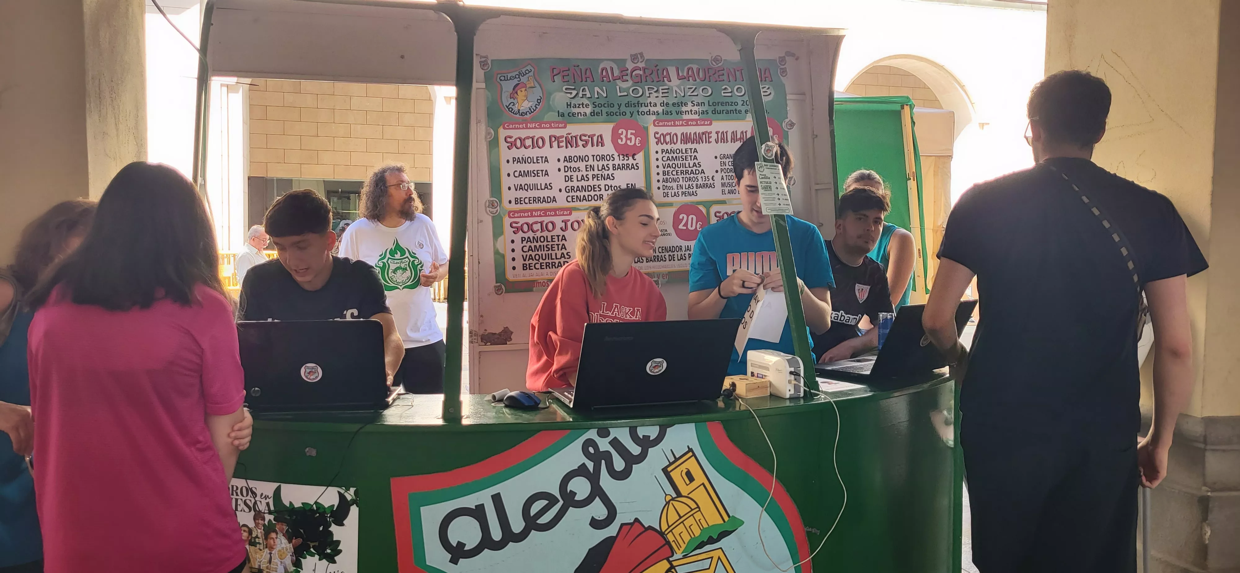  Preparativos en Huesca de las fiestas de San Lorenzo. Foto: Mercedes Manterola