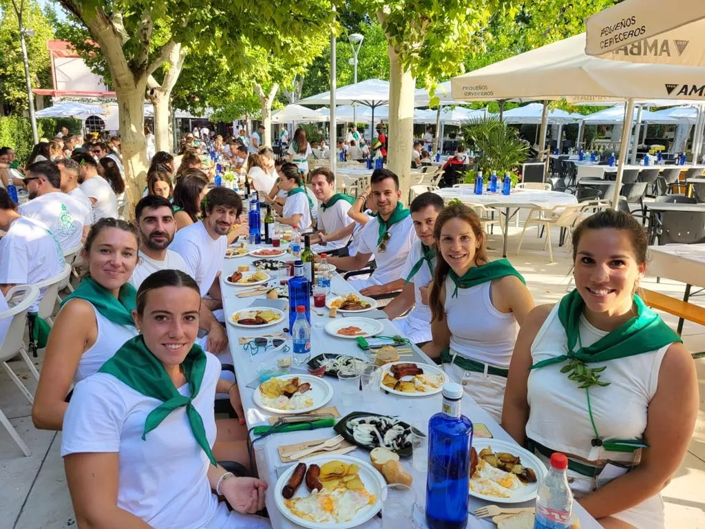 Imágenes de almuerzos de San Lorenzo