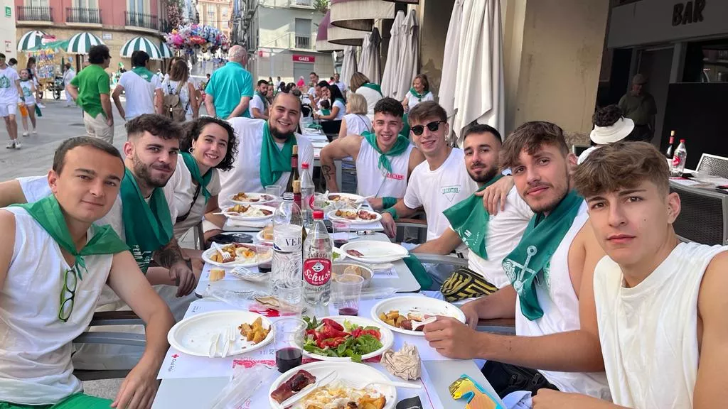 Imágenes de almuerzos de San Lorenzo