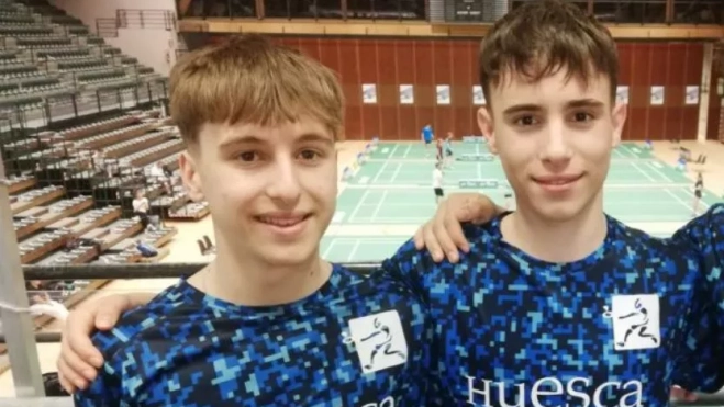 Raúl Bergua y Alejandro Gállego, deportistas del Bádminton Huesca La Magia.