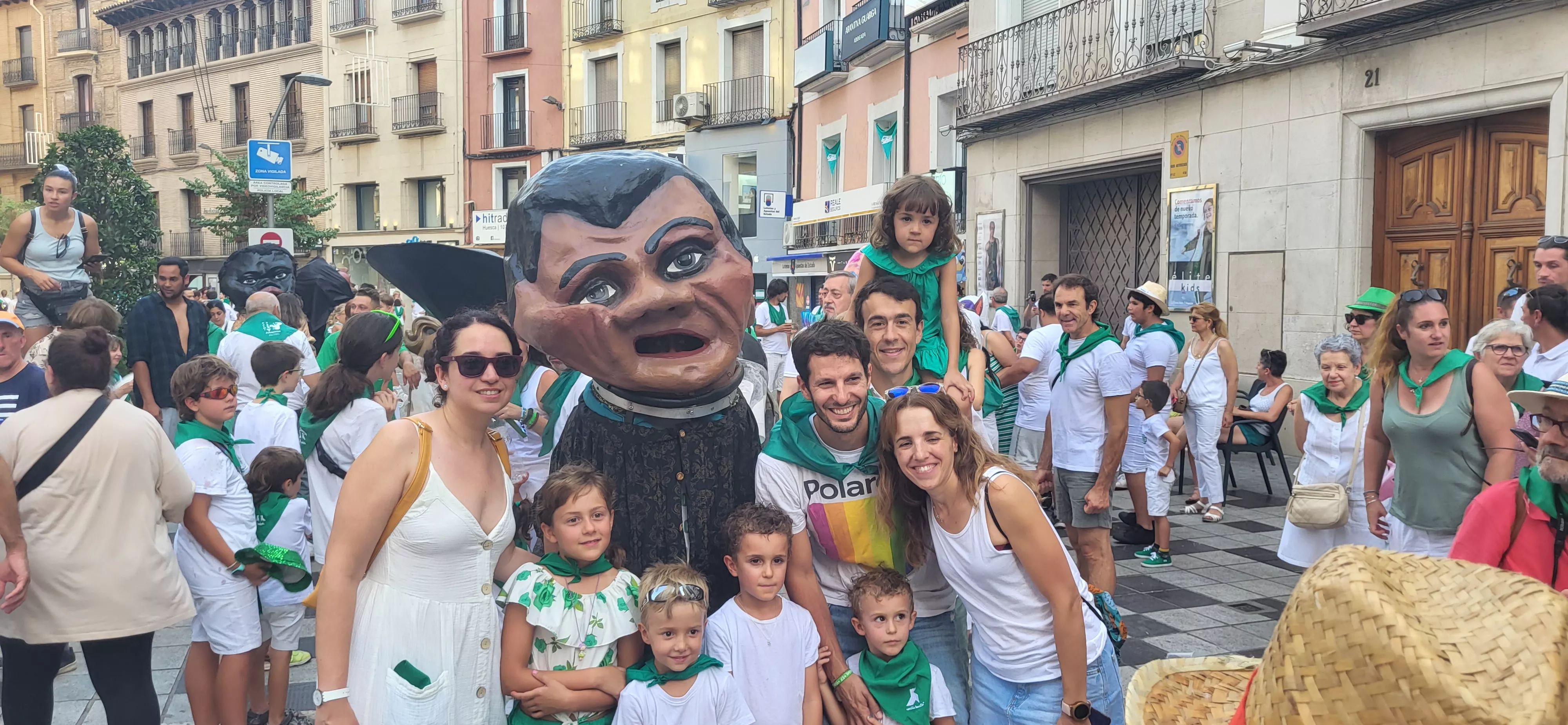 Primera salida de los Gigantes, Cabezudos y Caballicos en San Lorenzo. Foto: Mercedes Manterola