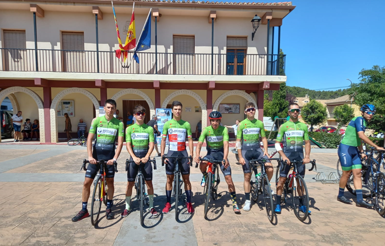 Huesca La Magia Renault Auto Cuatro afronta el último mes de competición con el objetivo de recuperar la buena dinámica. Foto: C.C.Oscense