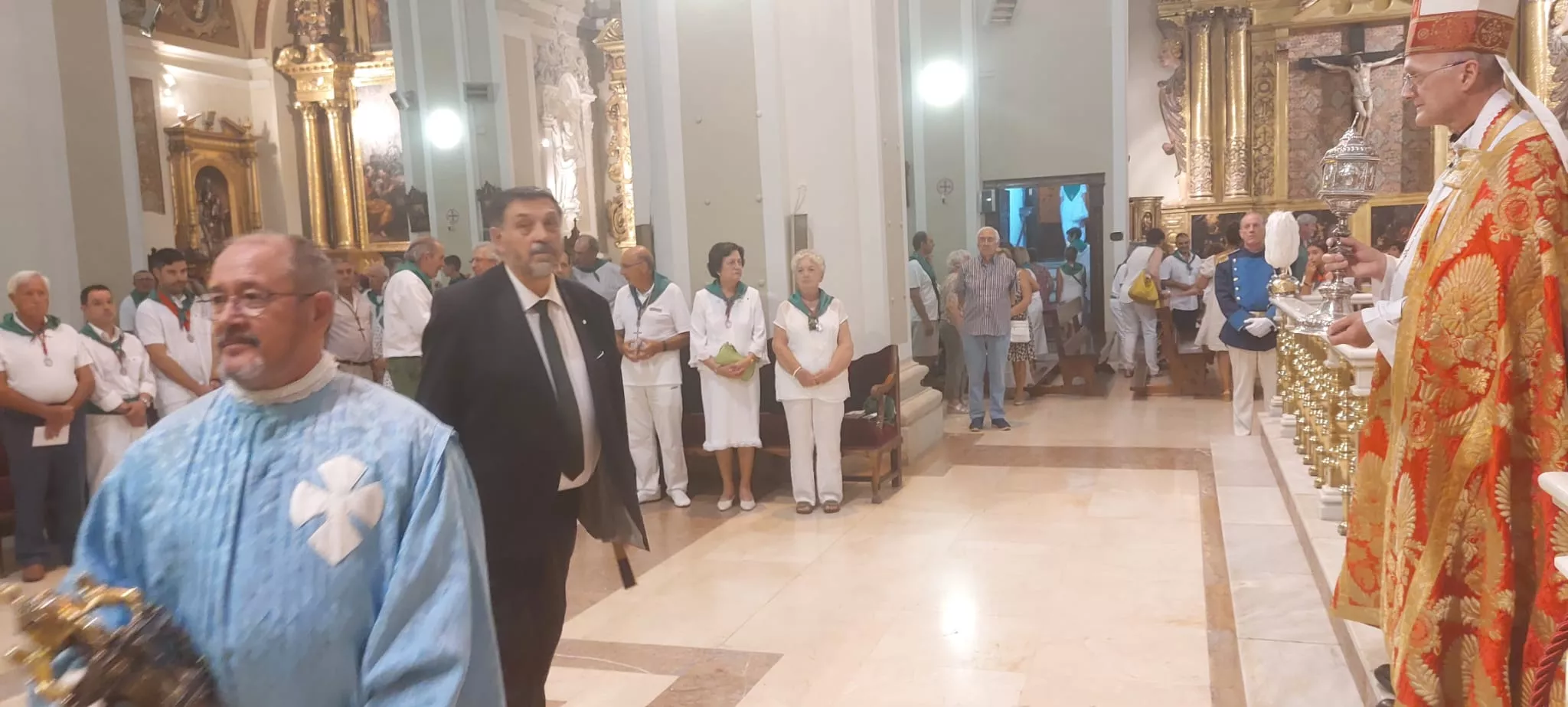 Celebración de las Completas en la Basílica de San Lorenzo.