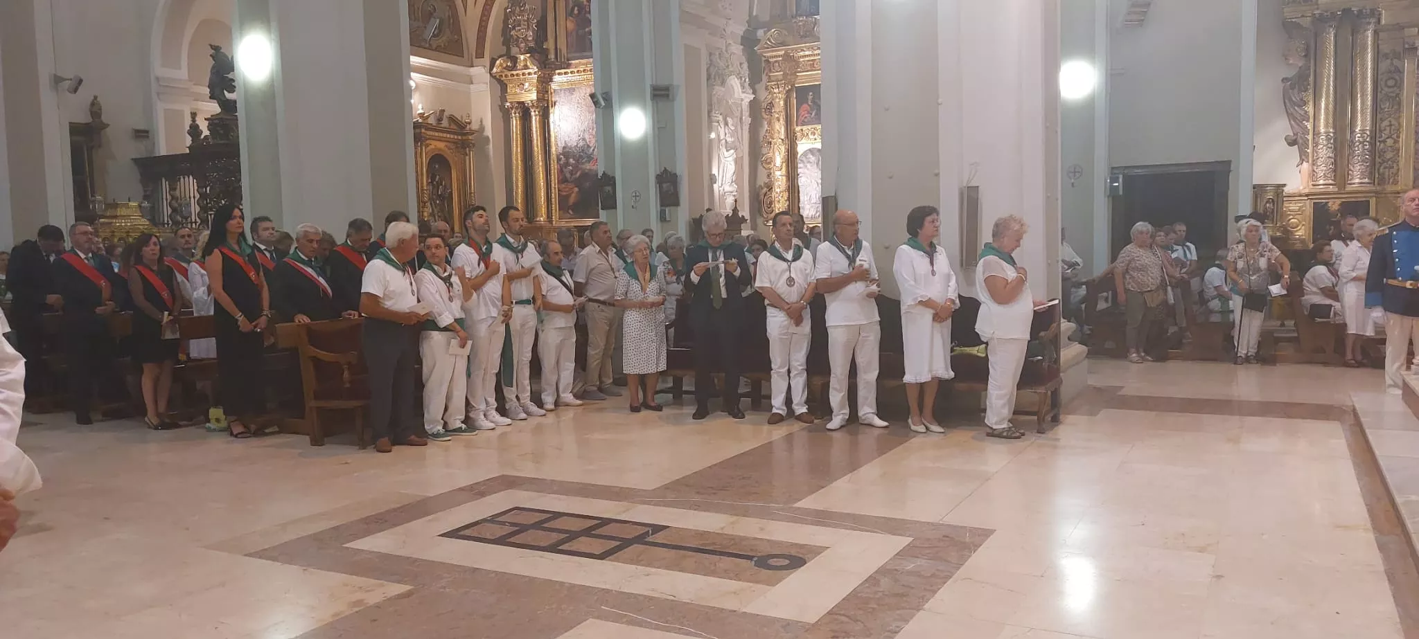 Celebración de las Completas en la Basílica de San Lorenzo.