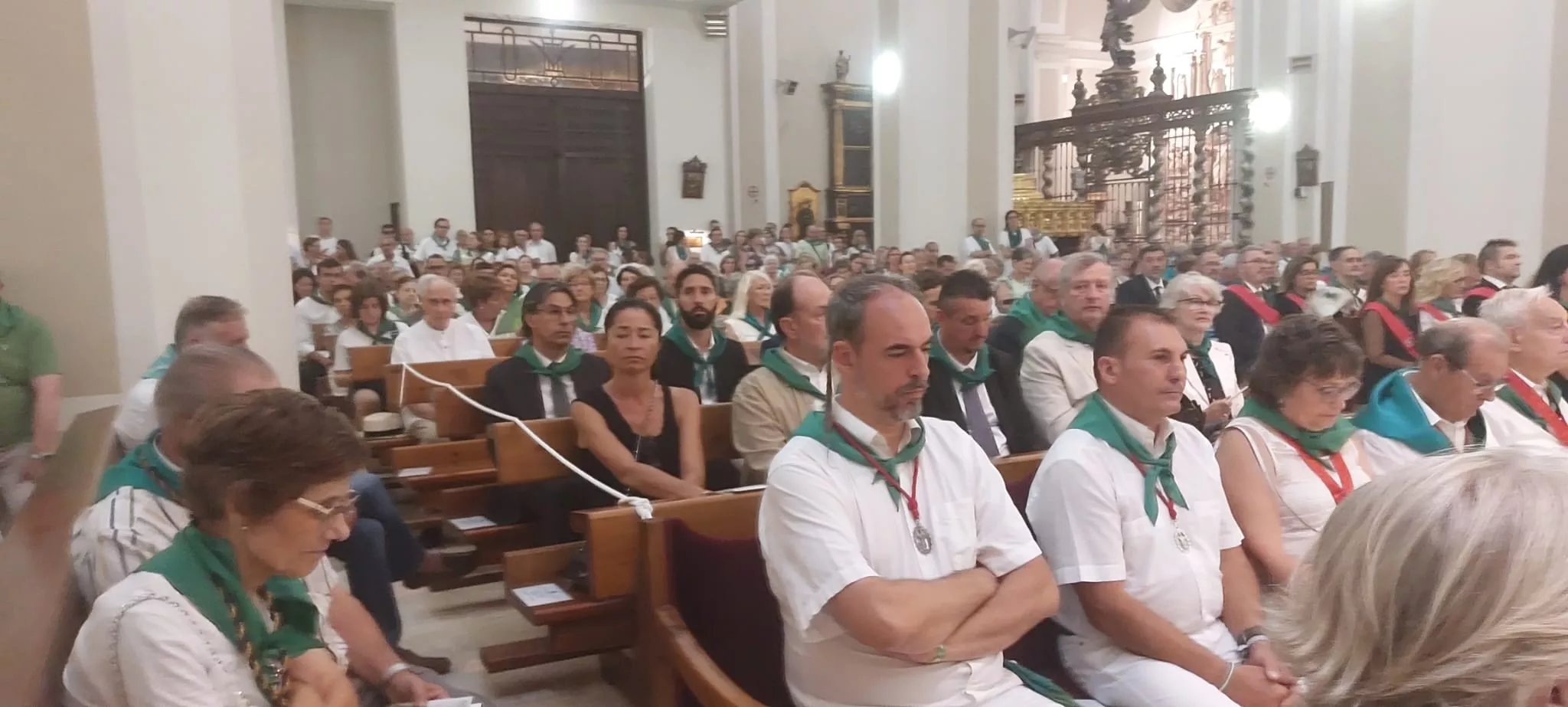 Celebración de las Completas en la Basílica de San Lorenzo.
