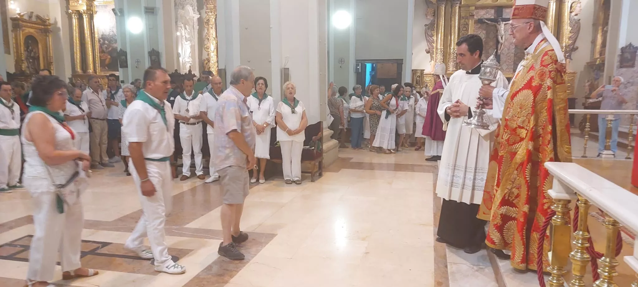 Celebración de las Completas en la Basílica de San Lorenzo.