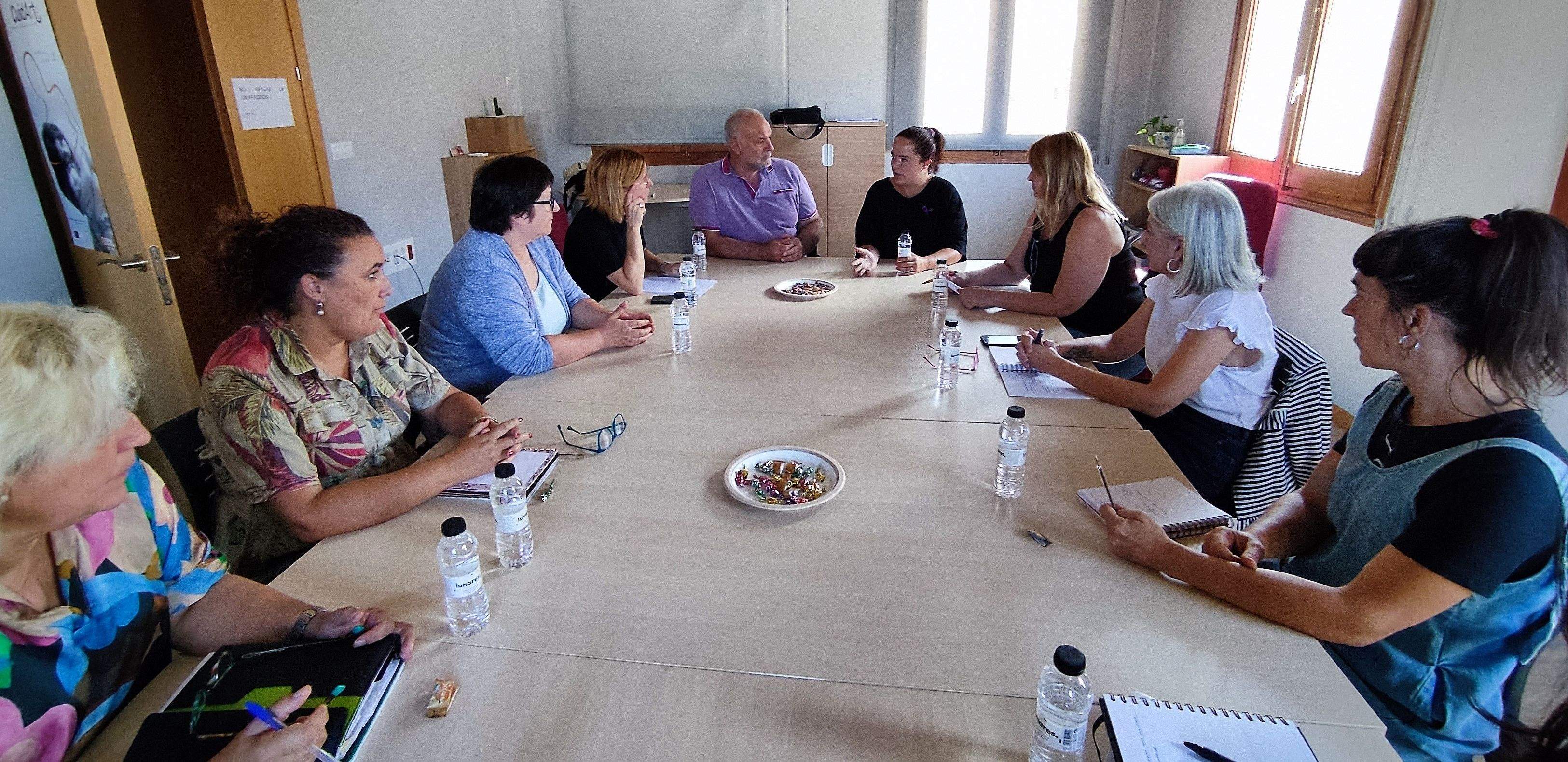 Visita de la directora del IAM a Sariñena.